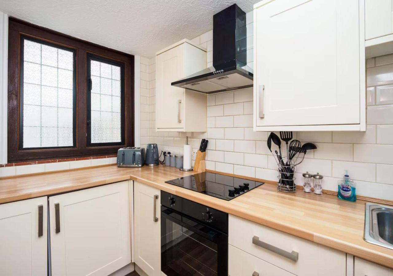 Country Cottage 2Br With Hot Tub And Tennis Court Chiddingly Exterior photo